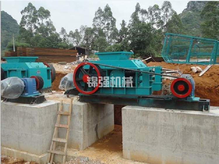 雙對(duì)輥式破碎機(jī),環(huán)保型對(duì)輥破碎機(jī)(圖2) 雙對(duì)輥式破碎機(jī),環(huán)保型對(duì)輥破碎機(jī)(圖2)